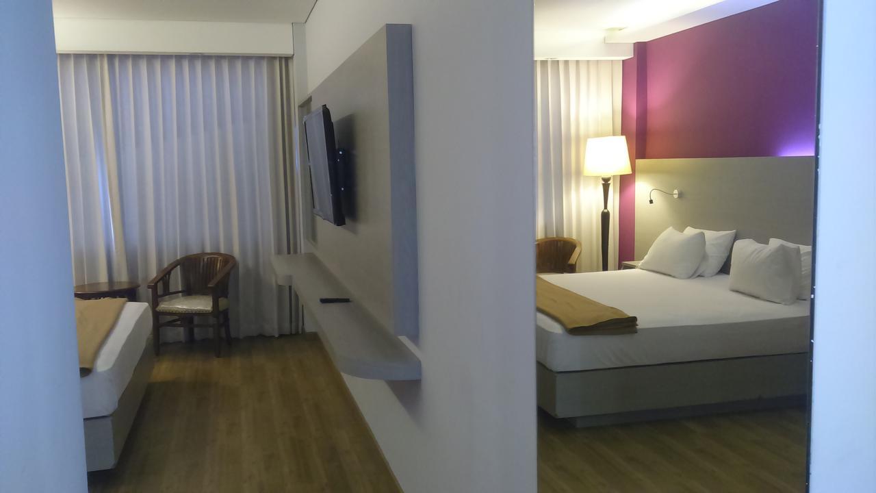 Hotel Kharisma Madiun Ngoại thất bức ảnh