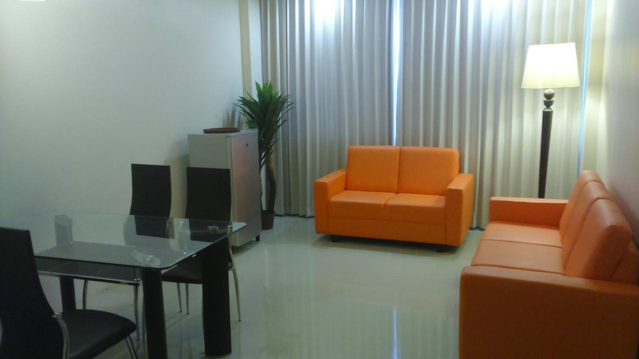Hotel Kharisma Madiun Ngoại thất bức ảnh