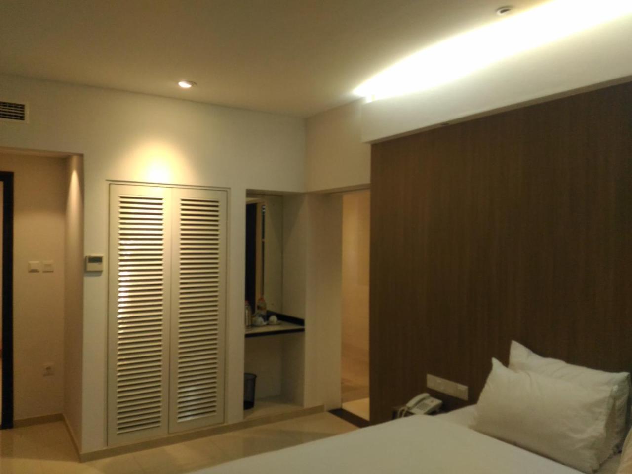 Hotel Kharisma Madiun Ngoại thất bức ảnh