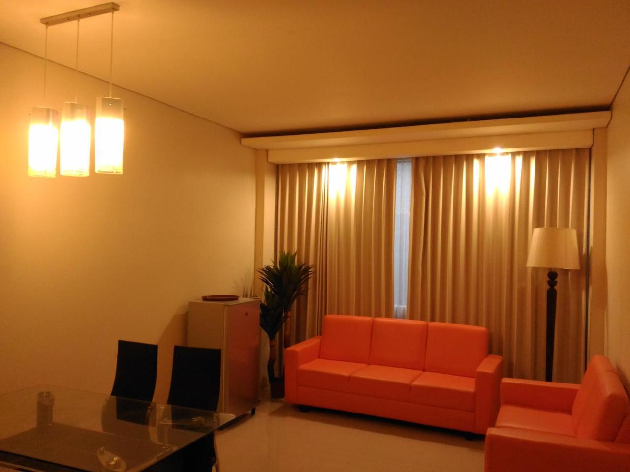 Hotel Kharisma Madiun Ngoại thất bức ảnh